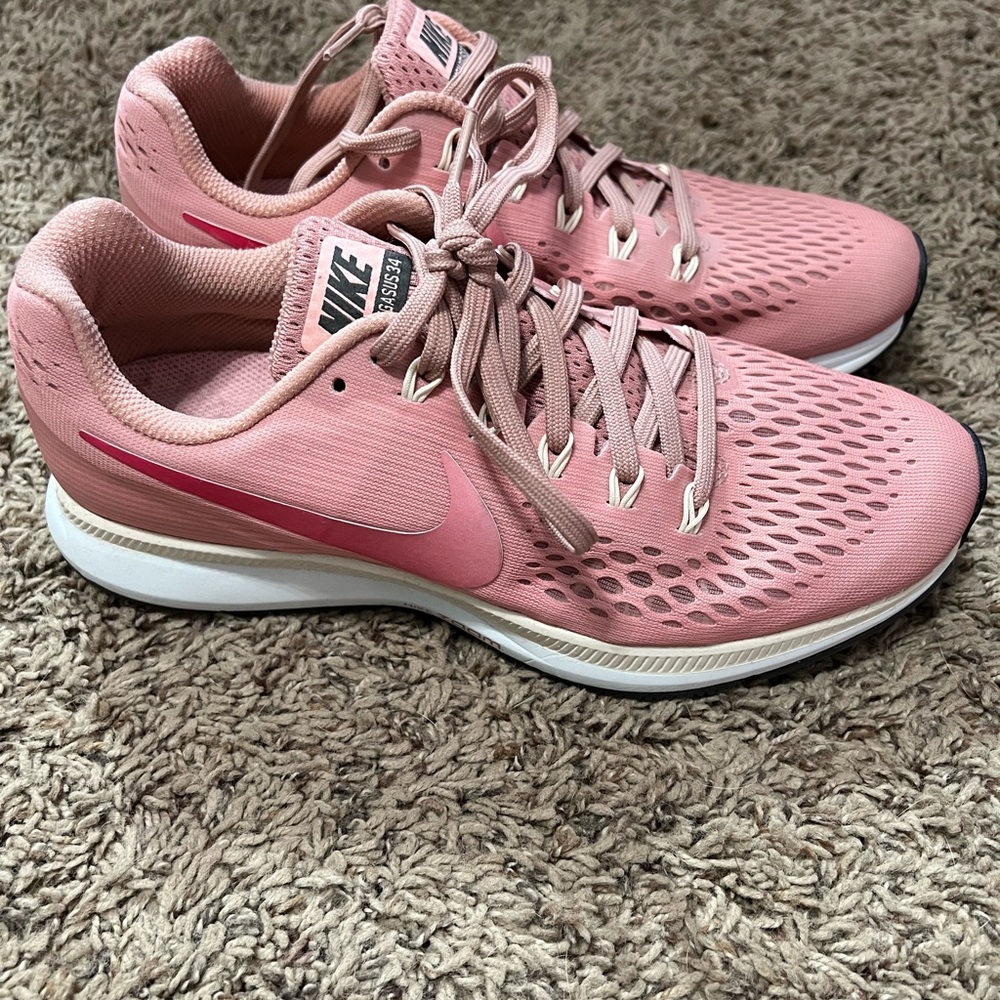 Women’s Nike Zoom Pegasus 34 Running Shoe. Size 9.5. Rose Pink. - Picture 2 of 6